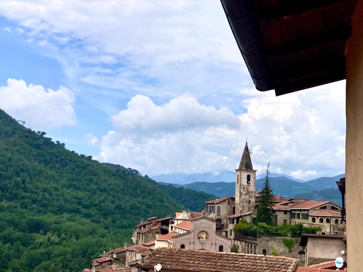 House In The Medieval Village Apricale Exterior photo